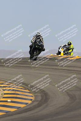 media/Sep-30-2023-SoCal Trackdays (Sat) [[636657bffb]]/Turns 9 and 10 (1010am)/